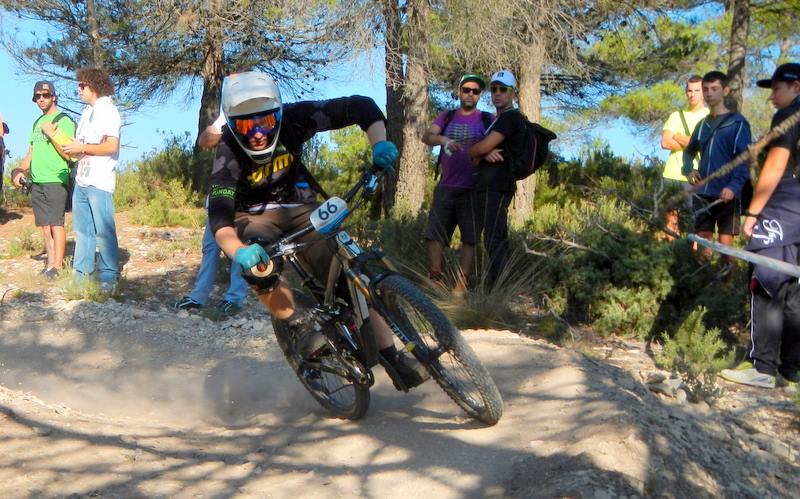 10 basicos en una equipaci n de Enduro