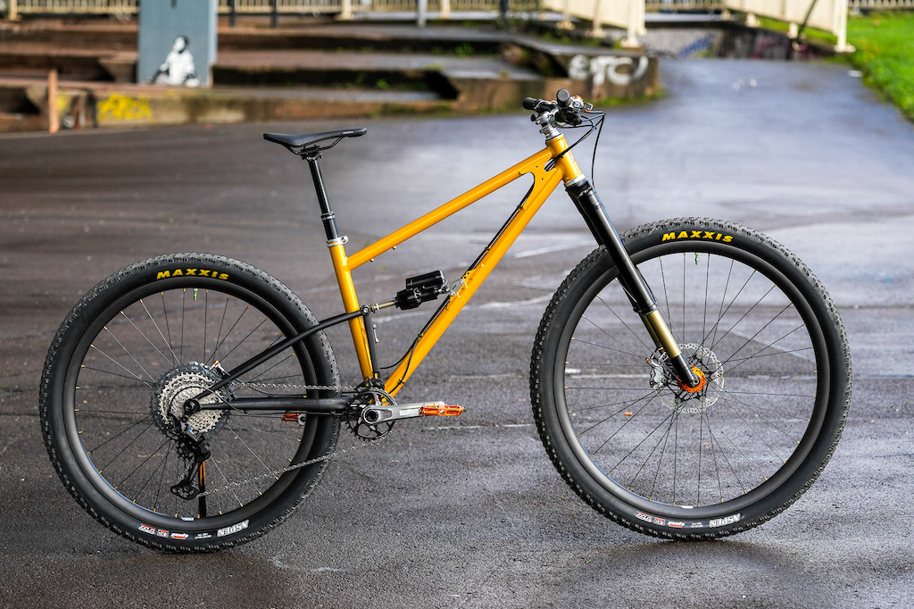 Starling Cycles Big Bird: la primera 32' que entra oficialmente en producción